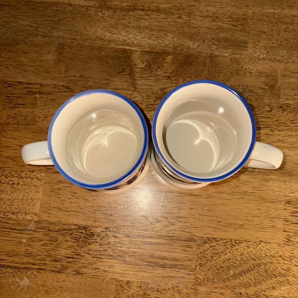 THE POLAR EXPRESS ALL ABOARD! Believe 3D Train Ride Hot Chocolate Mugs Set Of 2 - Picture 3 of 4